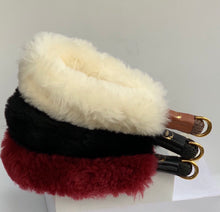 Load image into Gallery viewer, Genuine Shearling Grip For Dogs: Méribel Grip